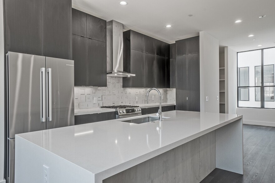 More Photos Of 4322 Roseland Ave, Dallas Apartments For Sale