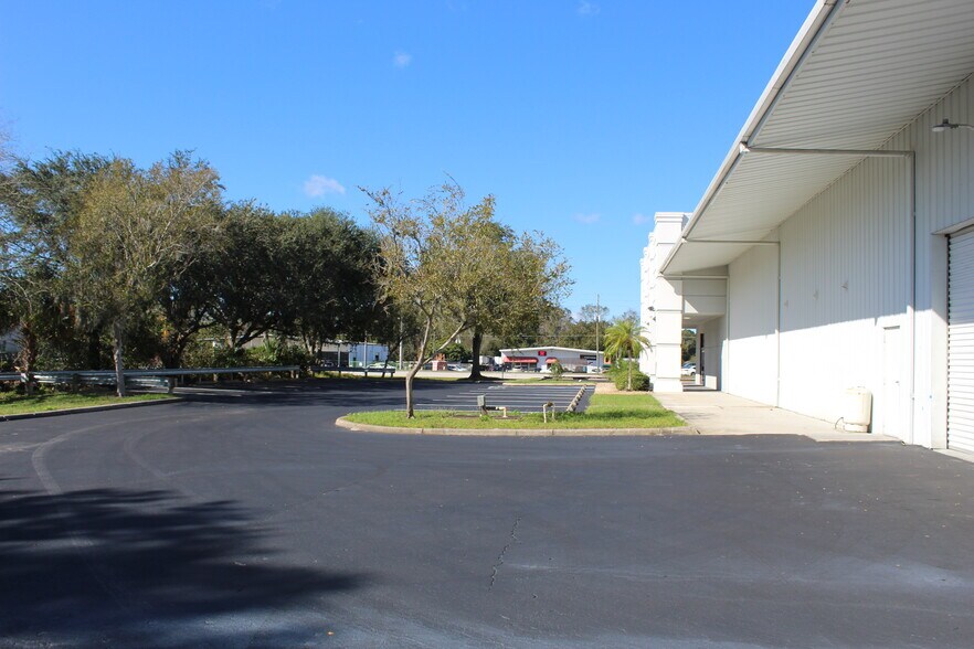 More Photos Of 855 N Highway 17-92, Longwood Storefront For Sale