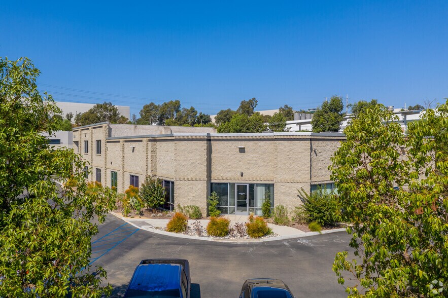 More Photos Of 2060 Wineridge Pl, Escondido Manufacturing For Lease