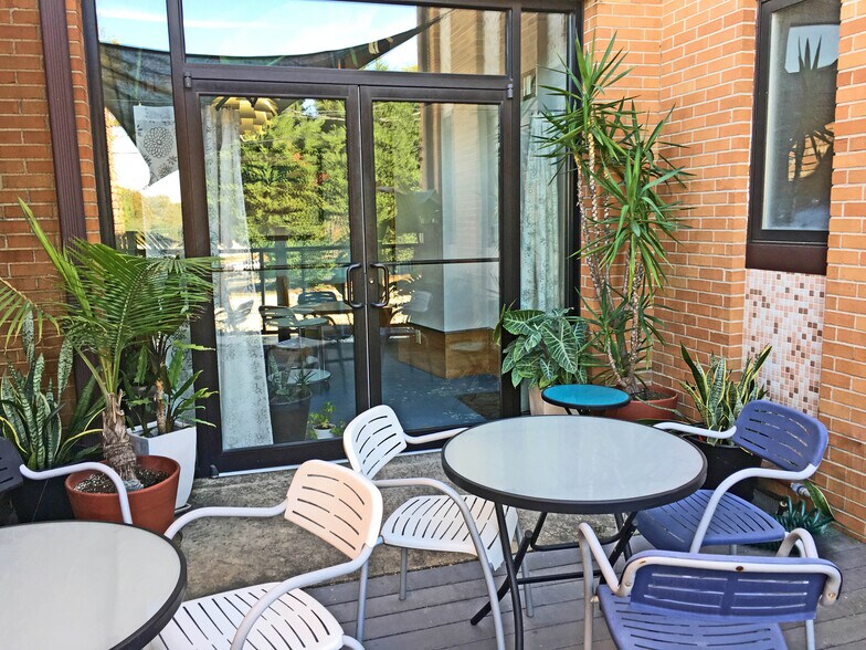 More Photos Of 1417 Mayson St NE, Atlanta Loft Creative Space For Lease