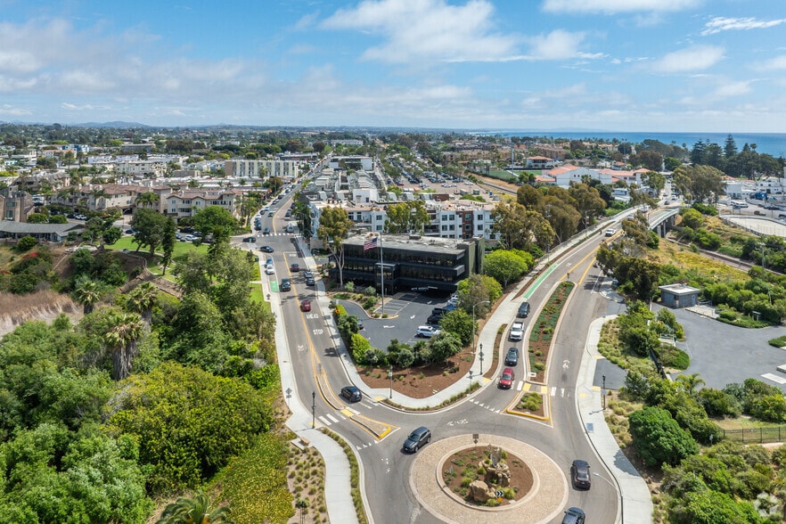 More Photos Of 2333 State St, Carlsbad Medical For Sale