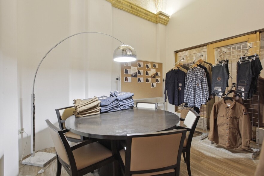 More Photos Of 730 17th St, Denver Office For Sale