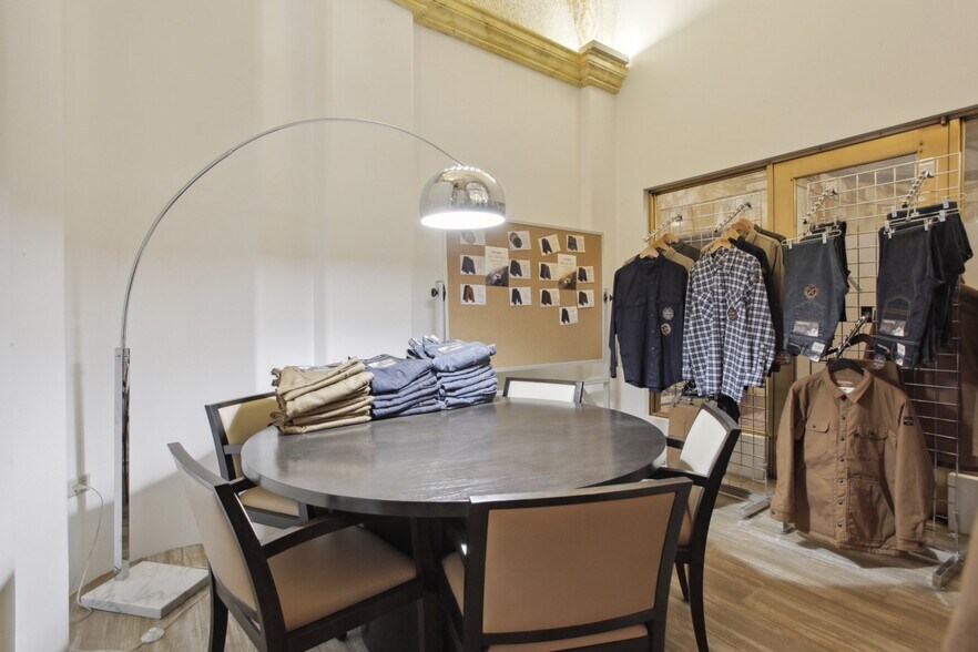 More Photos Of 730 17th St, Denver Office For Sale