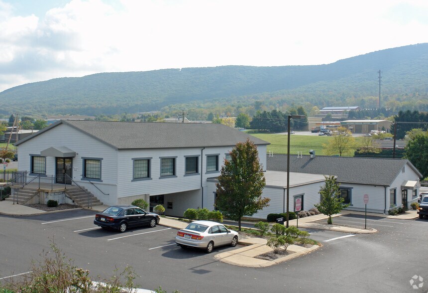 More Photos Of 2541 E College Ave, State College General Retail For Lease