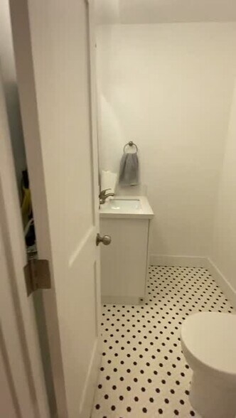 Primary Photo Of 217-219 Manhattan Beach Blvd, Manhattan Beach Storefront Retail Office For Lease