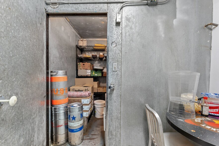 More Photos Of 1151 W Wickenburg Way, Wickenburg Fast Food For Sale