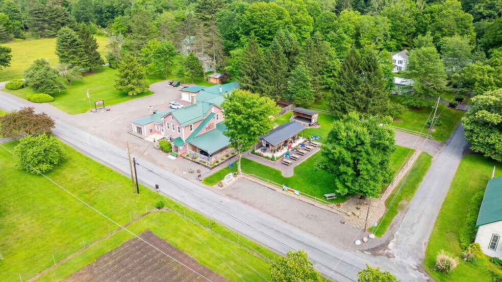 More Photos Of 184 Jamison City Rd, Benton Restaurant For Sale