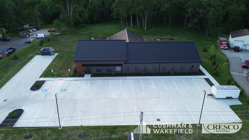 Primary Photo Of 29992 Lorain Rd, North Olmsted Office For Sale