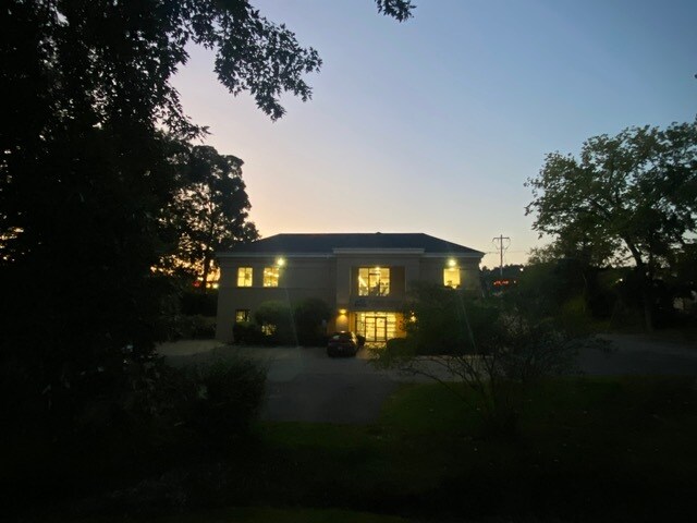 More Photos Of 20 Country Club Dr, Downingtown Medical For Lease