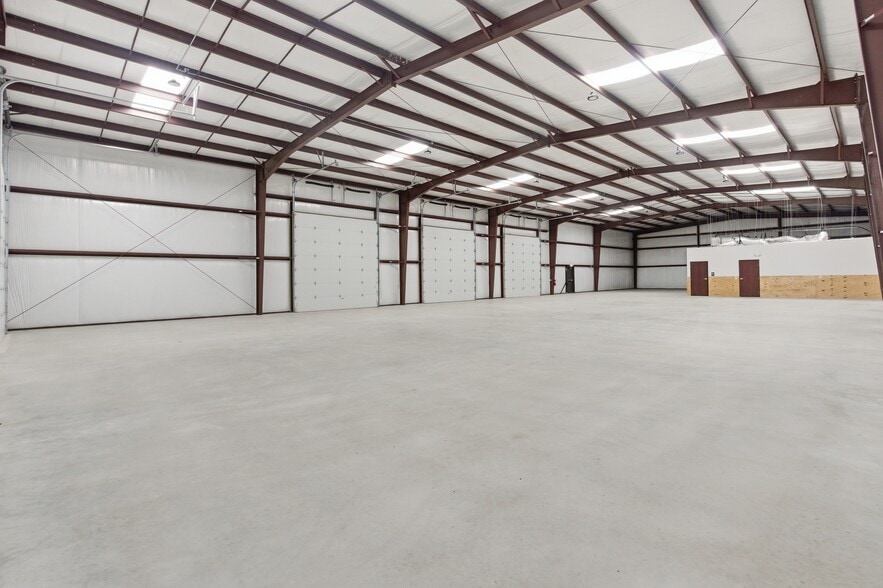 More Photos Of 764 Soechting Rd, New Braunfels Unknown For Lease