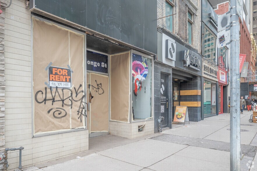 More Photos Of 756 Yonge St, Toronto Storefront Retail Office For Lease