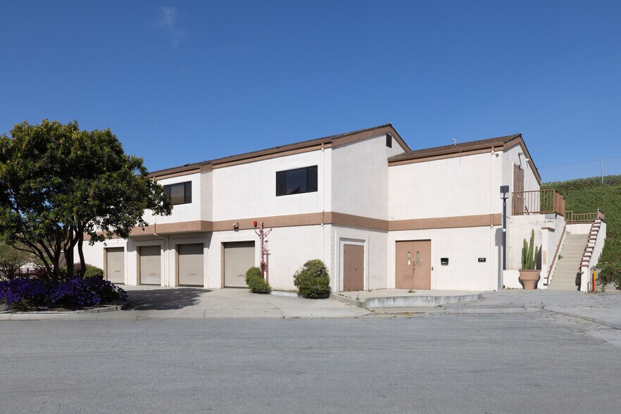 More Photos Of 1801 Catalina St, Seaside Research And Development For Sale