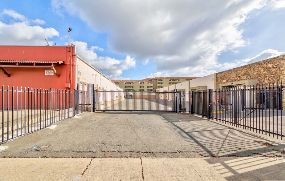 More Photos Of 7600-7612 Katella Ave, Stanton Storefront For Sale