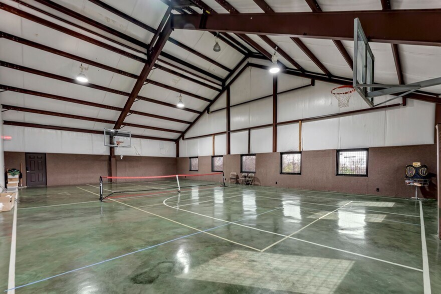 More Photos Of 2701 Hartlee Field Rd, Denton Office Residential For Sale