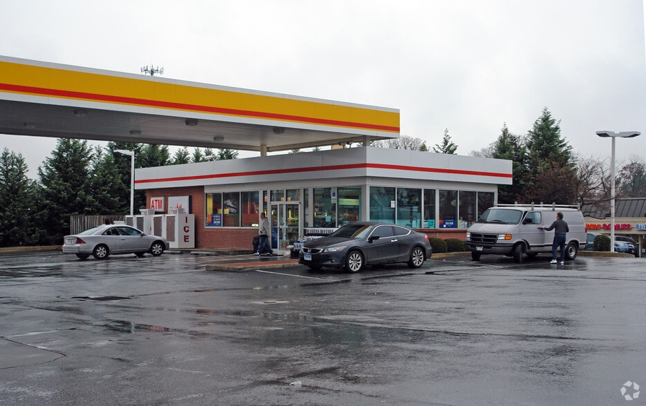 More Photos Of 12130-12168 Darnestown Rd, Gaithersburg Unknown For Lease