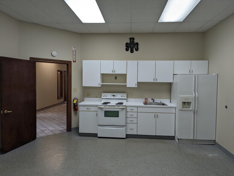 More Photos Of 1891 Georgetown Rd, Hudson Unknown For Lease