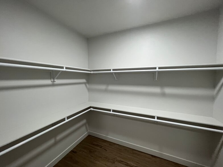 More Photos Of 404 E 5600 S, Salt Lake City Apartments For Sale