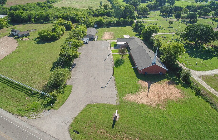 More Photos Of 1107 Weatherford Hwy, Granbury Religious Facility For Sale