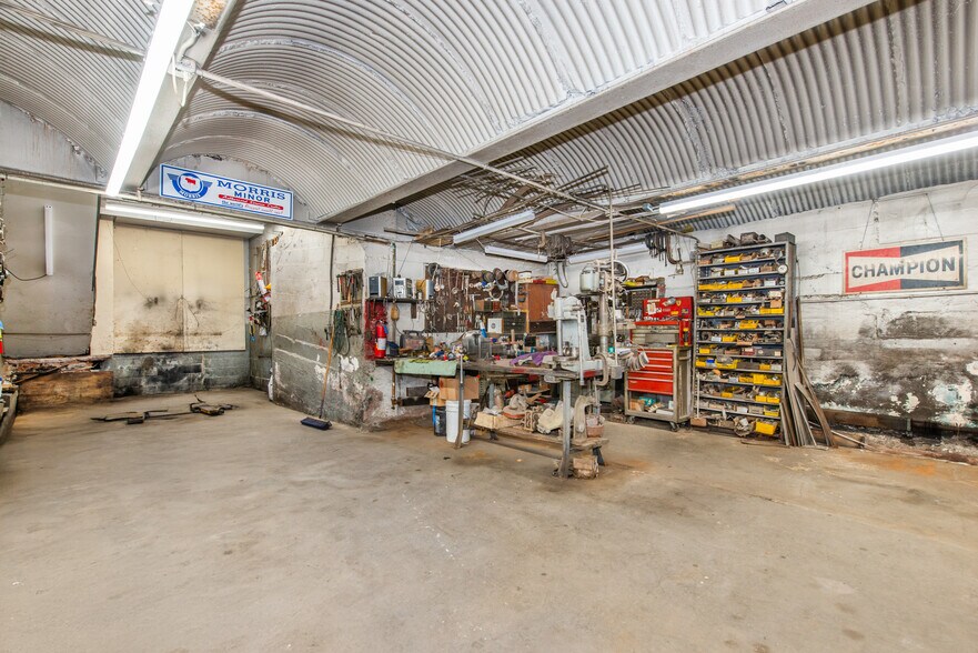 More Photos Of 307 Paterson Ave, East Rutherford Auto Repair For Sale