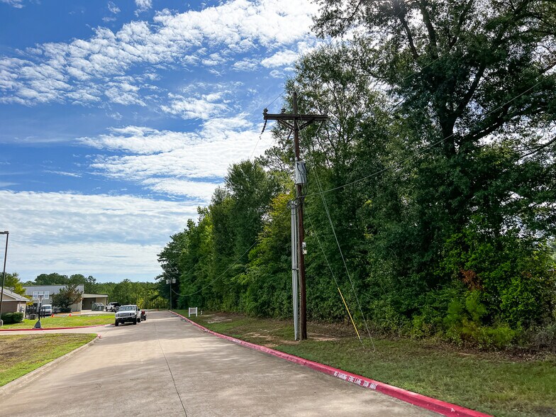 More Photos Of 7045 State Highway 75, Huntsville Land For Sale