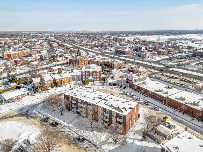 More Photos Of 1005-1015 Rue De La Commune, La Prairie Apartments For Sale