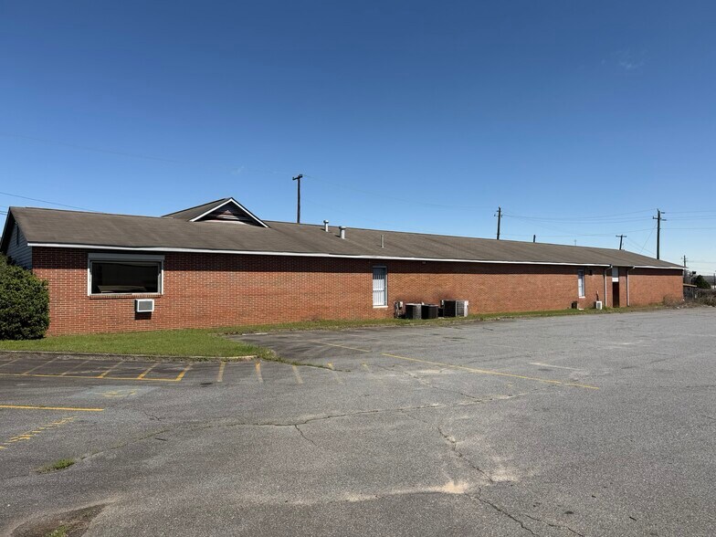 More Photos Of 1660 Waterville Rd, Macon-Bibb Industrial For Lease