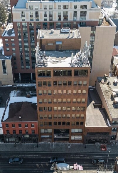 More Photos Of 21 Queen St E, Brampton Office For Sale