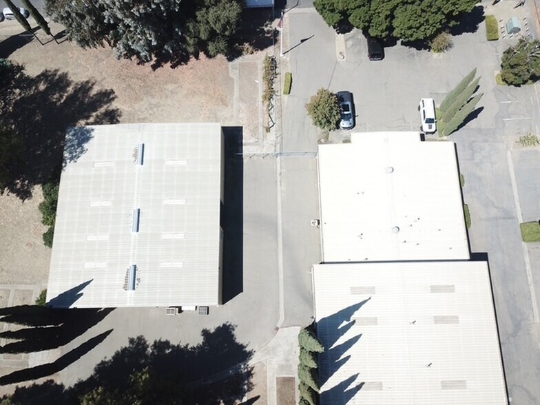 More Photos Of 109 Harter Ave, Woodland Industrial For Sale