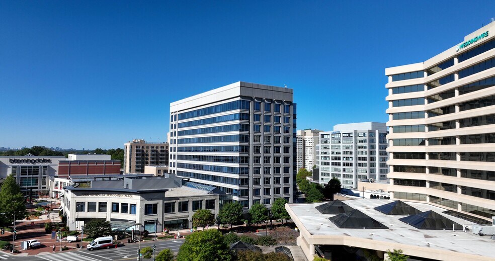 More Photos Of 5404 Wisconsin Ave, Chevy Chase Office For Lease