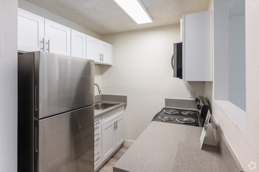 More Photos Of 557 Sierra Vista Dr, Las Vegas Apartments For Sale