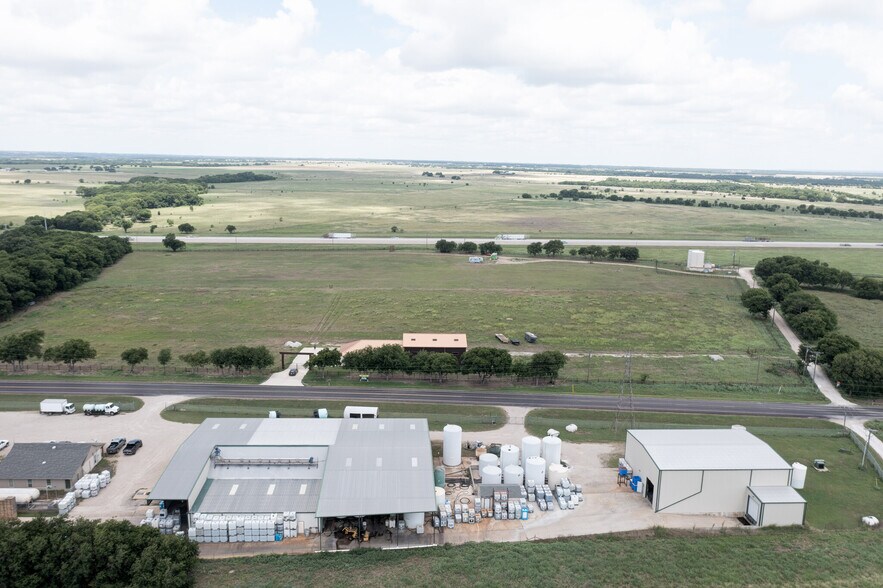 More Photos Of 16100 S Highway 77, Italy Land For Sale