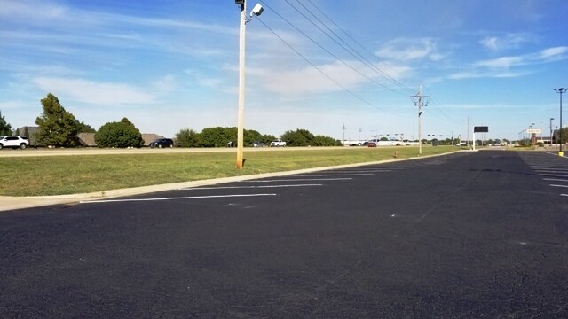 More Photos Of 6720 NW Quanah Parker Trwy, Lawton Freestanding For Sale