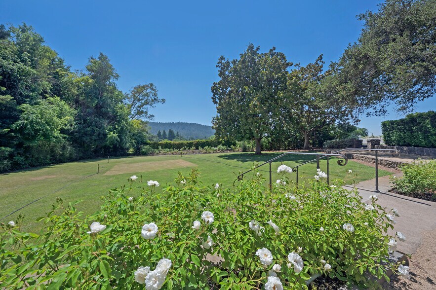 More Photos Of 125 Cristo Ln, Santa Rosa Specialty For Sale