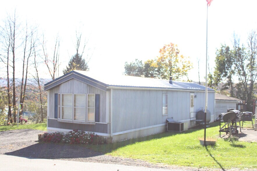 More Photos Of Chapel Dr, Pine Grove Manufactured Housing Mobile Home Park For Sale