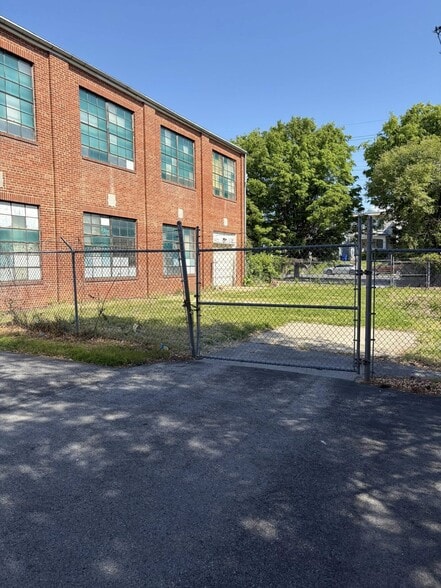 More Photos Of 241 E 4th St, Frederick Loft Creative Space For Lease
