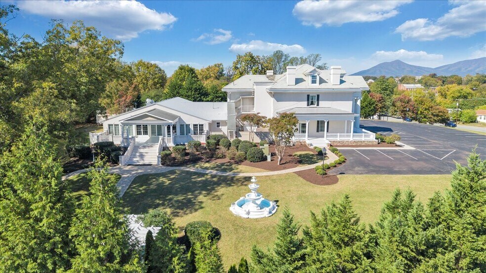 More Photos Of 812 E Main St, Bedford Lodge Meeting Hall For Sale