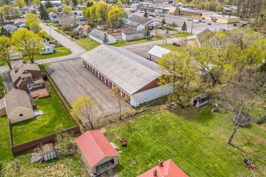 More Photos Of 14 North St, Oneonta Self Storage For Sale