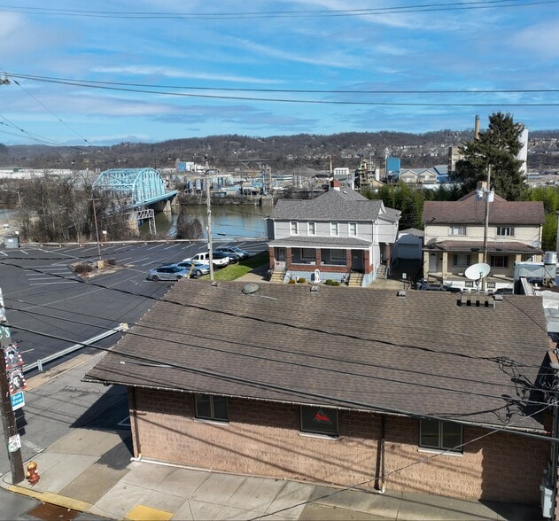More Photos Of 1562 Island Ave, McKees Rocks Restaurant For Sale
