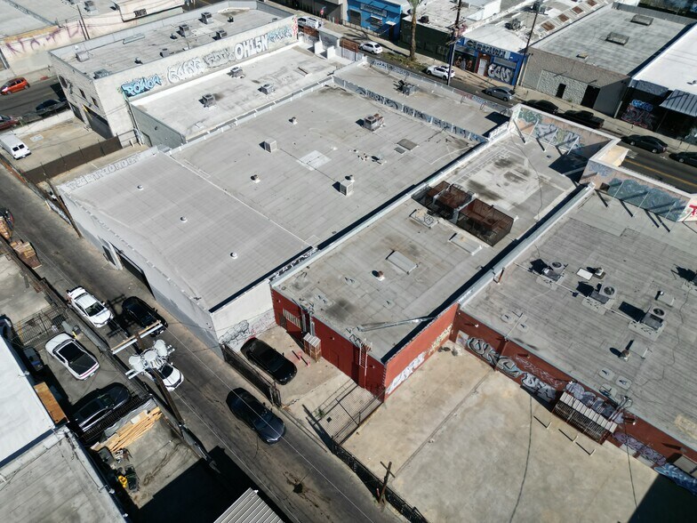 More Photos Of 1116 E 12th St, Los Angeles Warehouse For Sale