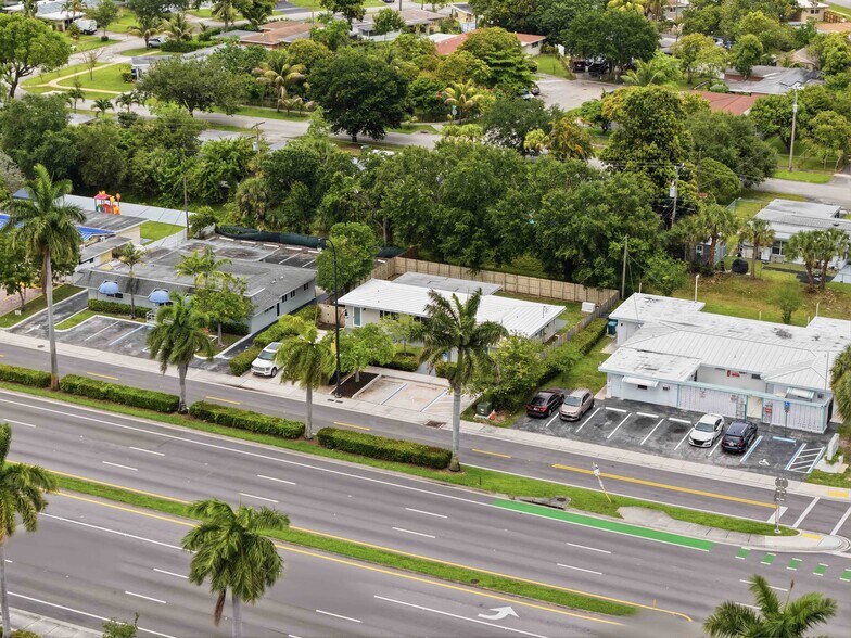 More Photos Of 940 State Road 7, Fort Lauderdale Office For Sale