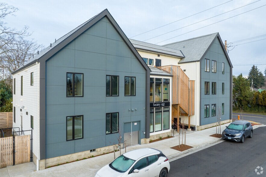 More Photos Of 1435 NE 62nd Ave, Portland Multifamily For Sale