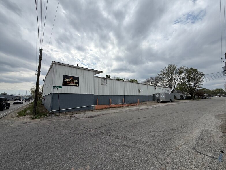 Primary Photo Of 230 Bridge St, Mooresville Warehouse For Lease