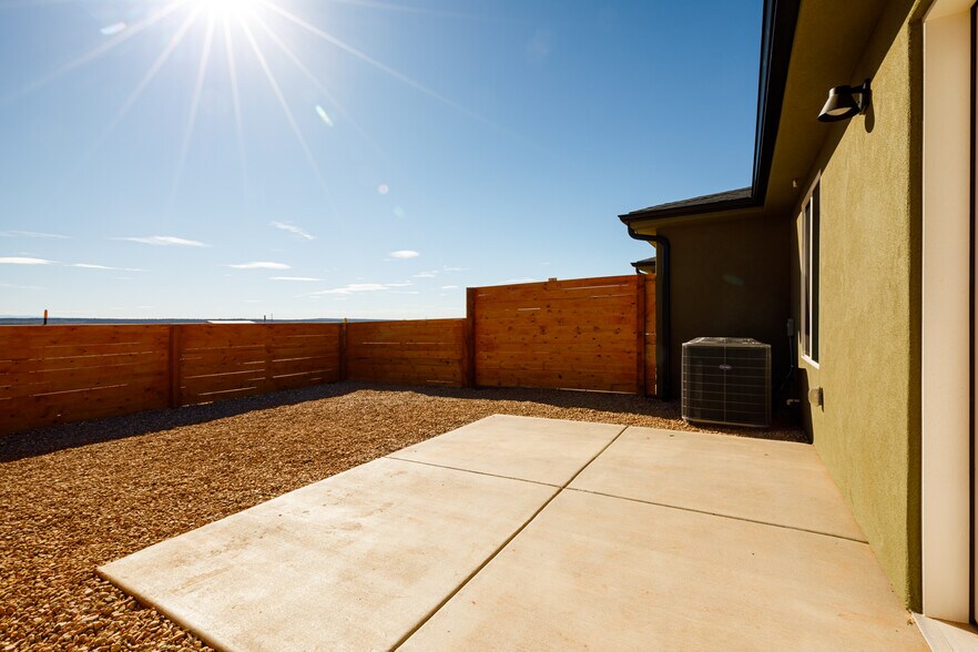 More Photos Of 5120 E Grande Vermillion Ave, Kanab Apartments For Sale