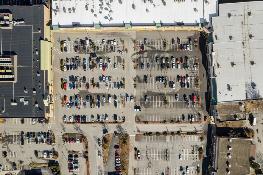 More Photos Of 459 West St, Keene Unknown For Lease