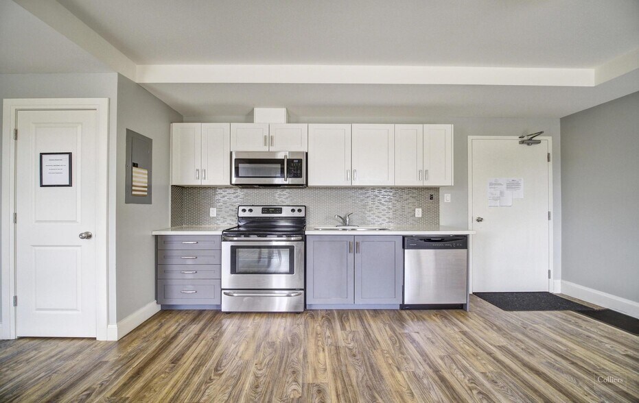 More Photos Of 1645 Simcoe St N, Oshawa Apartments For Sale