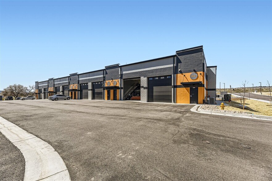 More Photos Of 1008 S Interstate 25, Castle Rock Light Distribution For Sale