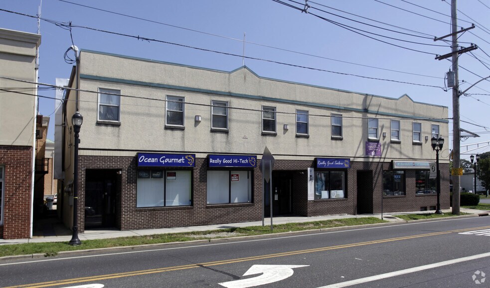 More Photos Of 6 N Black Horse Pike, Runnemede Storefront Retail Residential For Lease