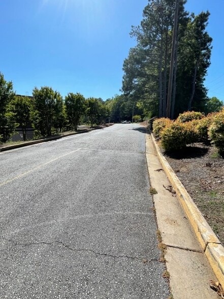 More Photos Of 3500 Riverside Dr, Macon-Bibb Religious Facility For Sale