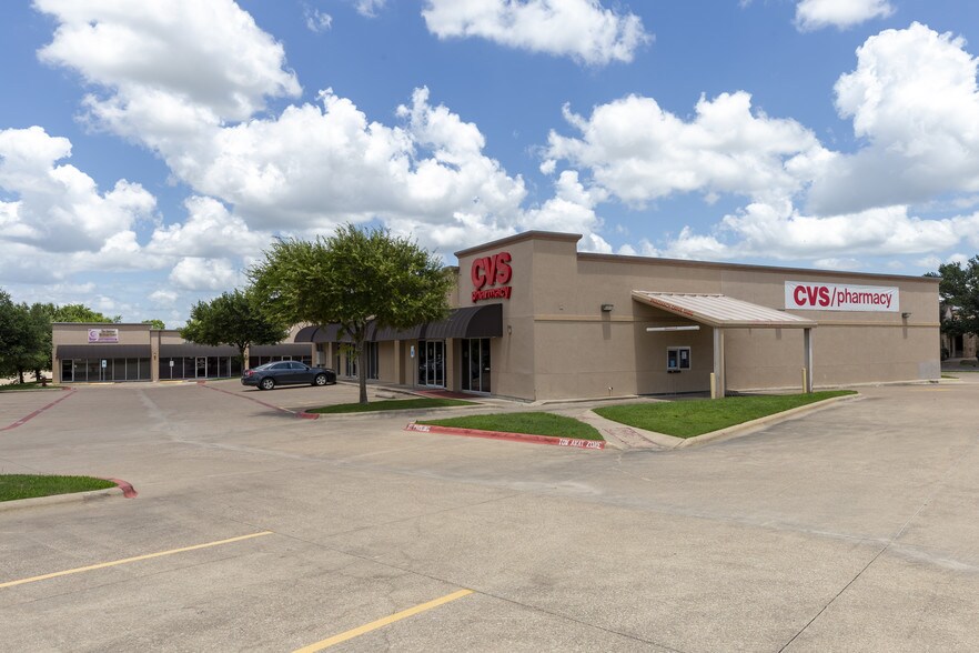 More Photos Of 2300 De Lee St, Bryan Drugstore For Sale