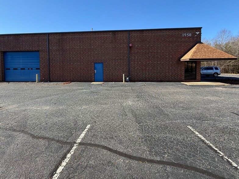More Photos Of 1950 Fairgrove Church Rd, Newton Industrial For Sale